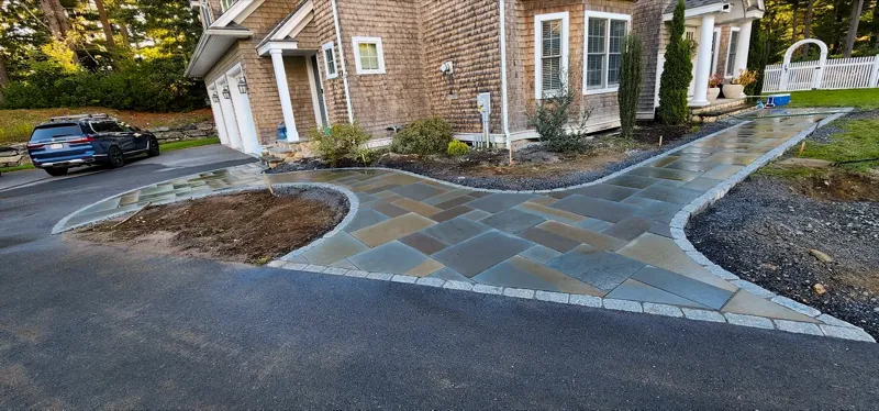 How to Create a Pollinator-Friendly Garden in Clinton MA and Metro West